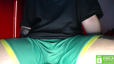 Snapshot of room_hot_x chatting on November 2025 04:56:02 AM ken online show from November 2025 04:56:02 AM