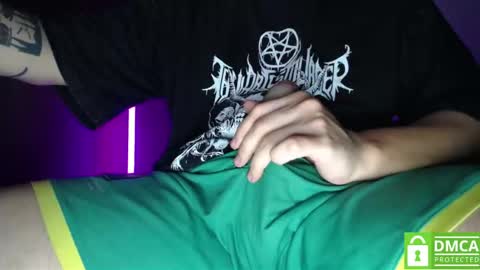 Snapshot of room_hot_x chatting on November 2025 06:04:02 AM ken online show from November 2025 06:04:02 AM