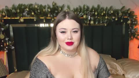 Snapshot of rosa1ia chatting on December 2024 03:08:01 AM Chloe online show from December 2024 03:08:01 AM