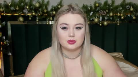 Snapshot of rosa1ia chatting on January 2025 01:34:02 AM Chloe online show from January 2025 01:34:02 AM