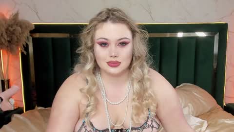 Snapshot of rosa1ia chatting on January 2025 12:38:01 AM Chloe online show from January 2025 12:38:01 AM