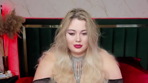 Snapshot of rosa1ia chatting on February 2025 09:10:01 PM Chloe online show from February 2025 09:10:01 PM