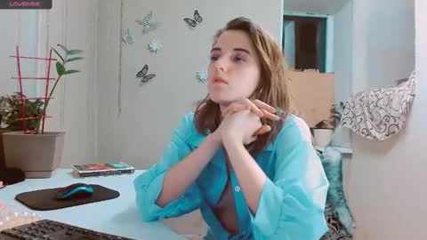 Snapshot of rosa843850 chatting on January 2025 08:02:02 PM rosa843850 online show from January 2025 08:02:02 PM