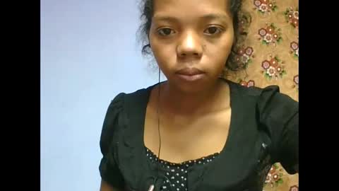 rosah225127 online show from May 2026 06:38:02 PM