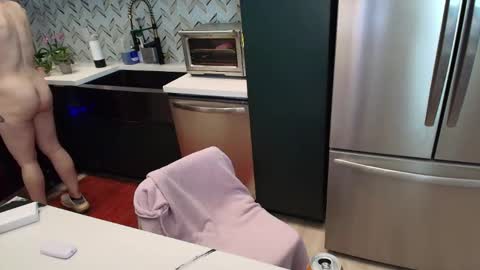 Snapshot of rosaliecaine chatting on March 2026 11:22:02 PM Rosalie Caine online show from March 2026 11:22:02 PM