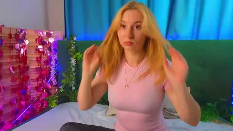 rosaliehandley online show from May 2026 07:48:02 AM