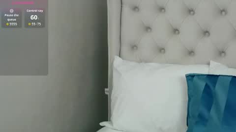 Snapshot of rosalienorman chatting on April 2026 11:36:01 PM Rosalie online show from April 2026 11:36:01 PM