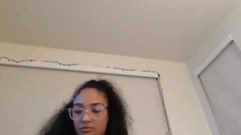 Rosalina online show from February 2025 08:33:02 AM