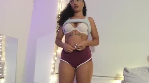 Rosalina online show from September 2025 04:55:02 AM