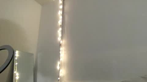 Rosalina online show from March 2026 07:15:01 AM