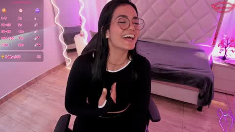 Snapshot of rosalind_tay chatting on April 2026 01:41:01 PM ROSALIN online show from April 2026 01:41:01 PM