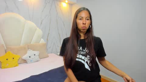 Rosalinda online show from January 2025 04:06:01 PM