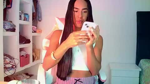 Snapshot of rosalindasexy chatting on July 2026 07:24:02 AM Rosalinda online show from July 2026 07:24:02 AM