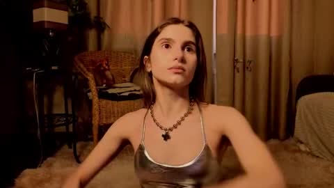 Snapshot of rosalvaulman chatting on June 2026 07:11:01 PM Kylie online show from June 2026 07:11:01 PM