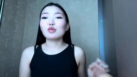 Kira online show from February 2026 10:36:02 AM