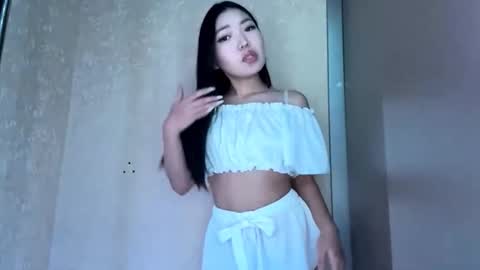 Kira online show from February 2026 02:17:02 PM