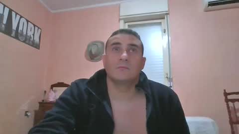 Rosario online show from December 2024 01:10:02 AM