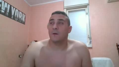 Rosario online show from October 2025 10:53:02 PM