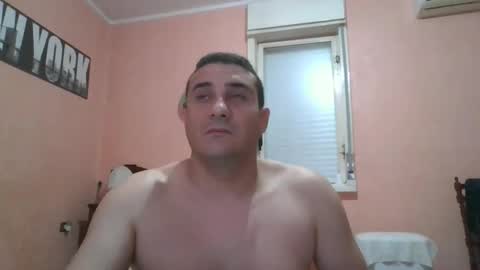 Rosario online show from October 2025 10:52:01 PM