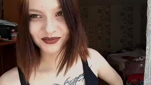 Snapshot of rosauraakoni chatting on May 2026 08:19:02 AM Grace online show from May 2026 08:19:02 AM