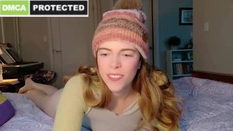 Snapshot of rose77782 chatting on December 2024 01:47:01 PM rose77782 online show from December 2024 01:47:01 PM