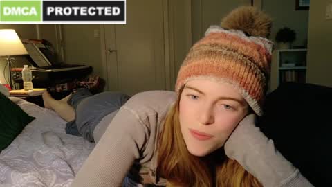 Snapshot of rose77782 chatting on December 2024 07:03:02 PM rose77782 online show from December 2024 07:03:02 PM