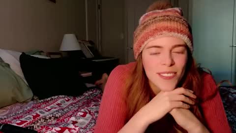 Snapshot of rose77782 chatting on December 2024 07:04:02 PM rose77782 online show from December 2024 07:04:02 PM