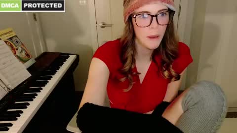 Snapshot of rose77782 chatting on January 2025 10:19:01 PM rose77782 online show from January 2025 10:19:01 PM