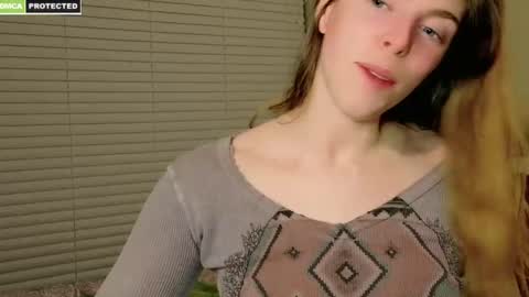 Snapshot of rose77782 chatting on February 2025 10:32:01 PM rose77782 online show from February 2025 10:32:01 PM