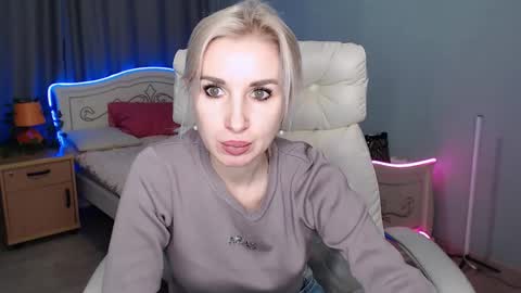 Snapshot of rose__shine chatting on December 2024 11:40:02 AM rose  shine online show from December 2024 11:40:02 AM