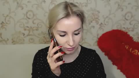 Snapshot of rose__shine chatting on January 2025 11:04:02 AM rose  shine online show from January 2025 11:04:02 AM