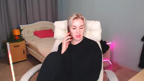 Snapshot of rose__shine chatting on January 2025 12:49:02 PM rose  shine online show from January 2025 12:49:02 PM