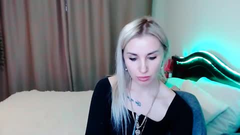 Snapshot of rose__shine chatting on January 2025 01:32:02 PM rose  shine online show from January 2025 01:32:02 PM