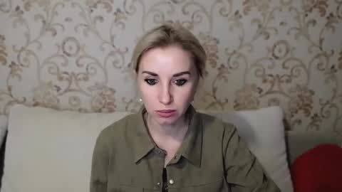 Snapshot of rose__shine chatting on January 2025 11:04:02 AM rose  shine online show from January 2025 11:04:02 AM