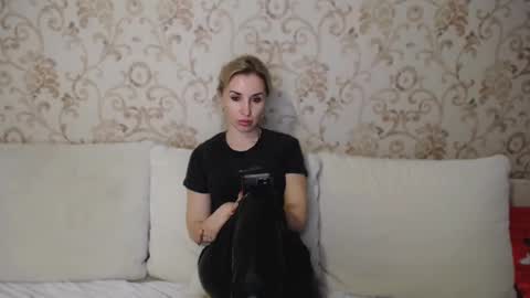 Snapshot of rose__shine chatting on January 2025 02:13:01 PM rose  shine online show from January 2025 02:13:01 PM