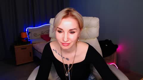 Snapshot of rose__shine chatting on January 2025 01:38:02 PM rose  shine online show from January 2025 01:38:02 PM