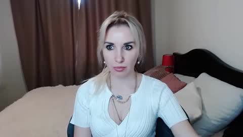 Snapshot of rose__shine chatting on February 2025 10:50:02 AM rose  shine online show from February 2025 10:50:02 AM