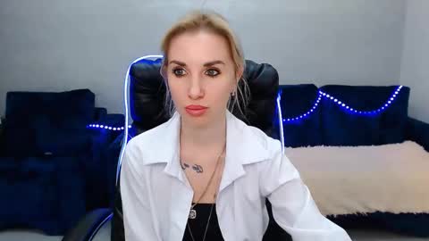 Snapshot of rose__shine chatting on February 2025 04:33:01 PM rose  shine online show from February 2025 04:33:01 PM