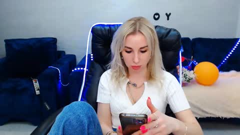 Snapshot of rose__shine chatting on March 2025 11:37:02 AM rose  shine online show from March 2025 11:37:02 AM