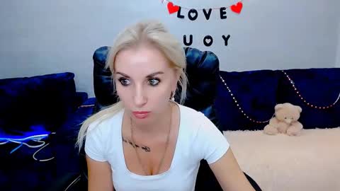 Snapshot of rose__shine chatting on September 2025 11:32:02 AM rose  shine online show from September 2025 11:32:02 AM