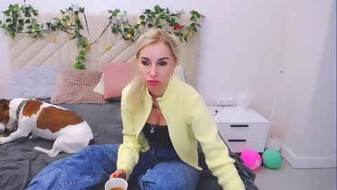 Snapshot of rose__shine chatting on September 2025 10:26:02 AM rose  shine online show from September 2025 10:26:02 AM