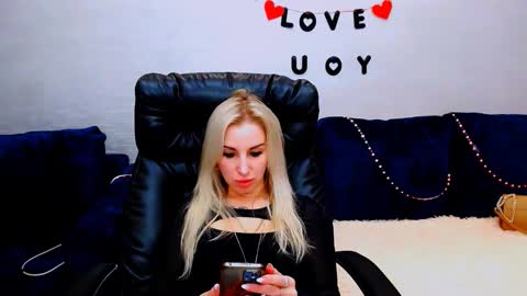 Snapshot of rose__shine chatting on October 2025 11:52:02 AM rose  shine online show from October 2025 11:52:02 AM