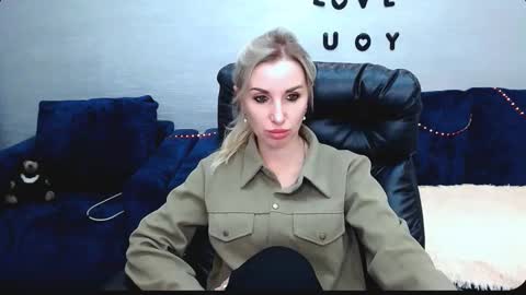 Snapshot of rose__shine chatting on October 2025 09:42:01 AM rose  shine online show from October 2025 09:42:01 AM