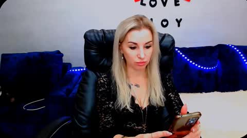 Snapshot of rose__shine chatting on October 2025 10:27:02 AM rose  shine online show from October 2025 10:27:02 AM