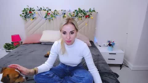 Snapshot of rose__shine chatting on October 2025 10:49:01 AM rose  shine online show from October 2025 10:49:01 AM