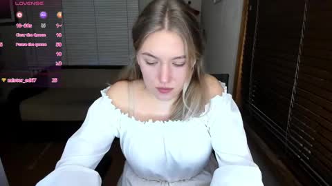 Snapshot of rose_brooks chatting on December 2024 07:22:01 PM Rose but u can call me princess online show from December 2024 07:22:01 PM