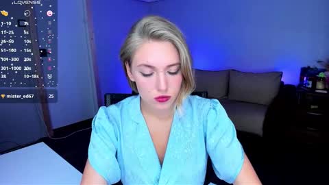 Snapshot of rose_brooks chatting on September 2025 08:47:02 PM Rose but u can call me princess online show from September 2025 08:47:02 PM