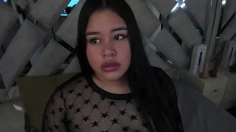 Rose 3 online show from January 2026 07:50:02 PM