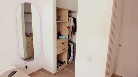 Snapshot of rose_sscott chatting on November 2025 04:51:02 PM Jhoan Alexis online show from November 2025 04:51:02 PM