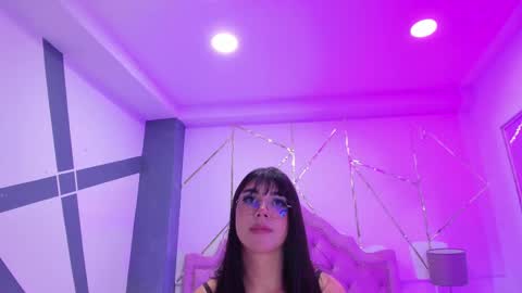 Snapshot of rosecassie chatting on December 2024 07:14:01 PM Rose online show from December 2024 07:14:01 PM